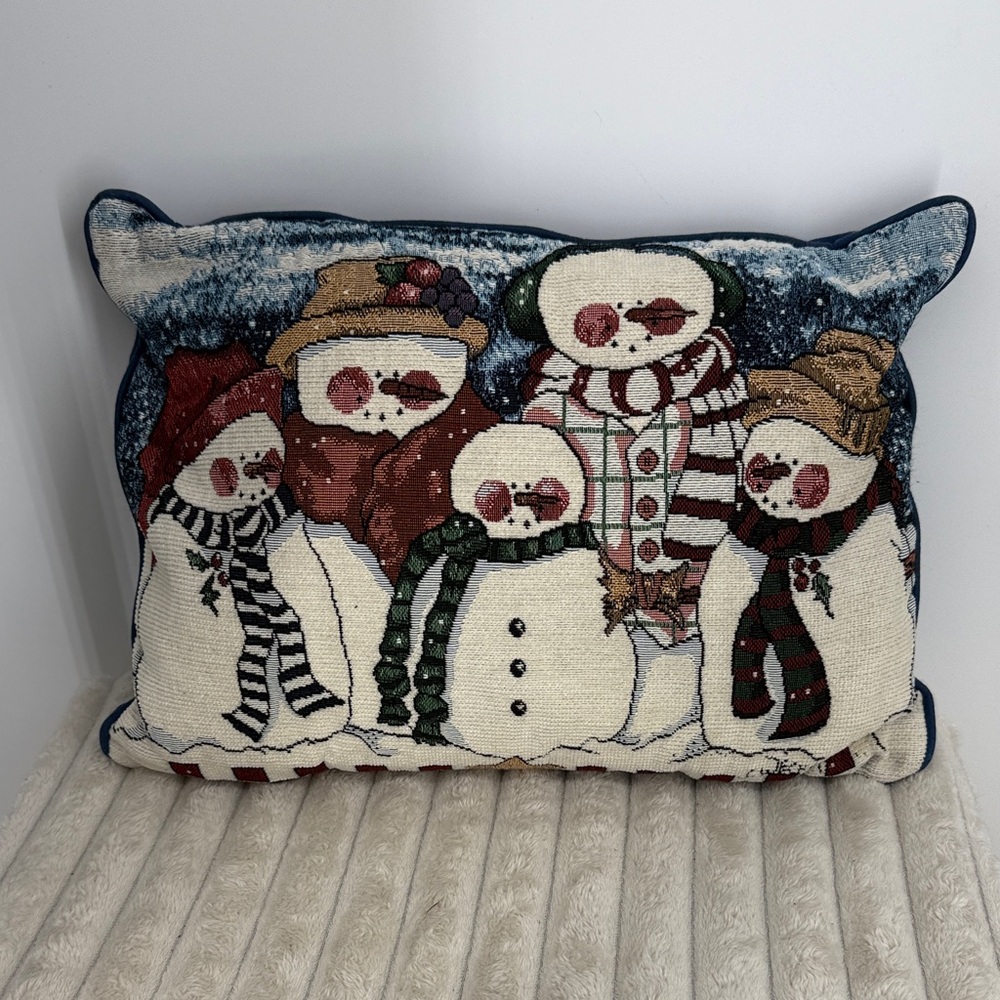 Vintage Snowman Family tapestry accent pillow Holiday Christmas Decor 17” x 12”